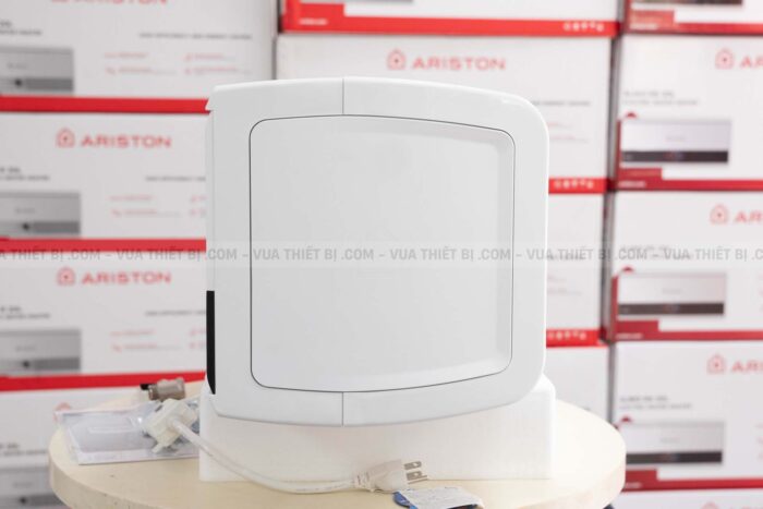 Bình nóng lạnh ARISTON SLIM3 30 RS AG+ 30L lít (SL3) ngang gián tiếp 2.5FE 2500W - Ảnh 14